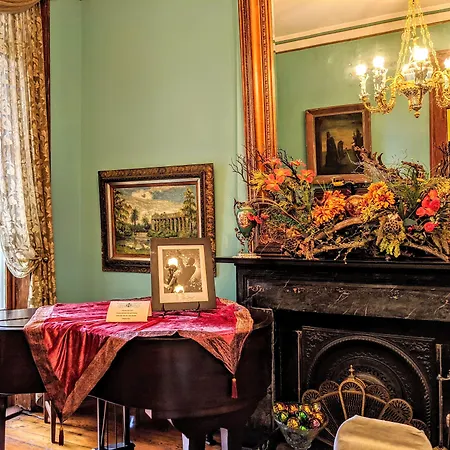 Bed & Breakfast Parisian Courtyard 3*