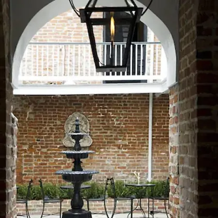 Royal 3* New Orleans
