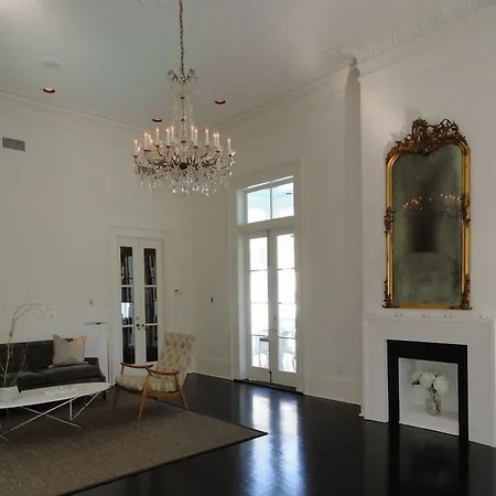 Hotel Melrose Mansion