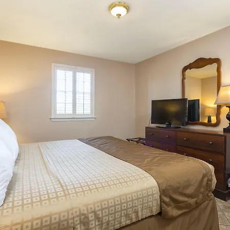 French Quarter Hotel 3*