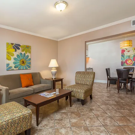 French Quarter Hotel 3*