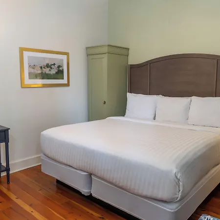 On St. Ann, A French Quarter Inn New Orleans