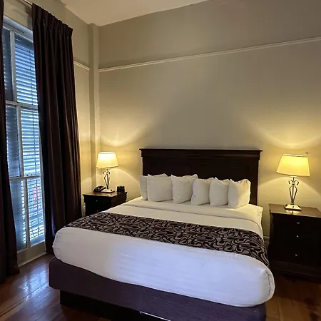 On St. Peter, A French Quarter Inn 3*