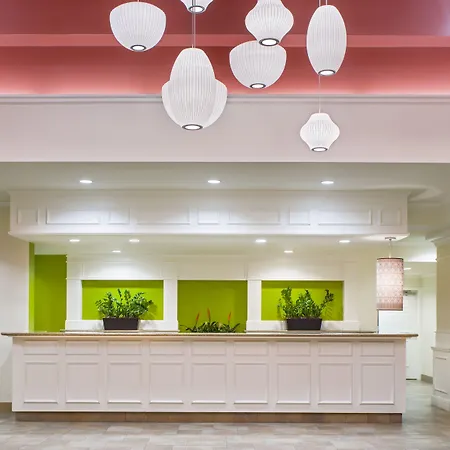 Hotel Hilton Garden French Quarter/cbd 3*