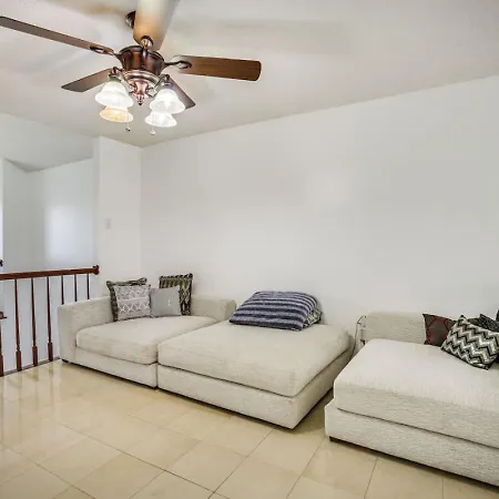 Holiday home Peaceful 4br - Yard, Family Comforts