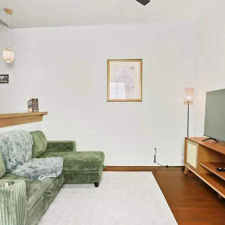 Perfectly Located 1 Bedroom I Uptown - Magazine St Holiday home