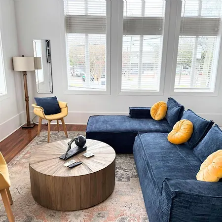 Luxury Spacious - 3 Block Walk To French Quarter *