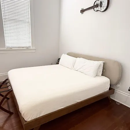 Bed & Breakfast Luxury Spacious - 3 Block Walk To French Quarter New Orleans