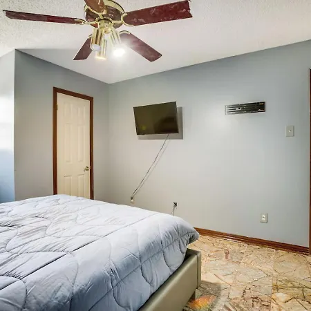 Holiday home Peaceful 4br - Yard, Family Comforts