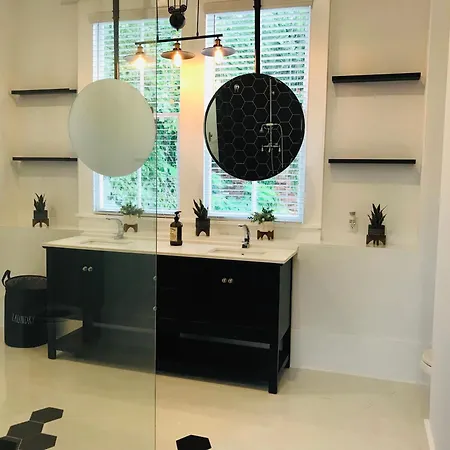 Luxury Spacious - 3 Block Walk To French Quarter *