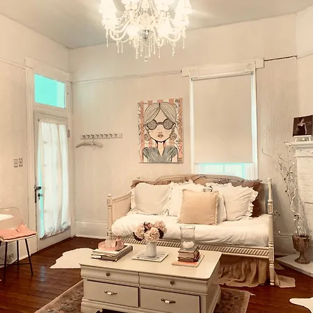 3br Gorgeous Paris Penthouse Sleeps 5 W Balcony, Fq, Streetcar!! Apartment *