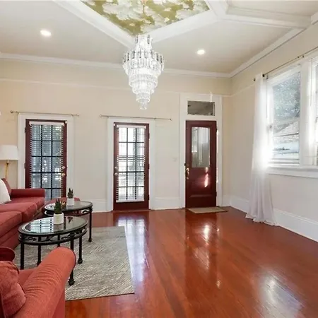 Spacious 4br Retreat Comfort & Style - Downstairs *