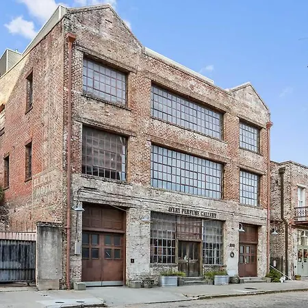 Luxury Two Bedroom Penthouse Apartment