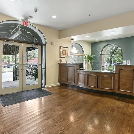 St Charles Inn, Superior