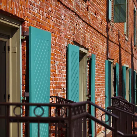 Hotel Marriott Warehouse Arts District 4*