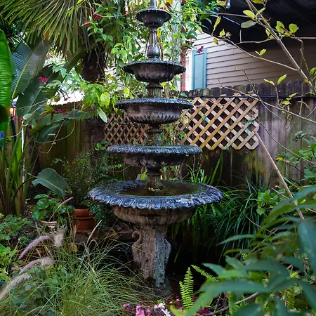 Inn The Blue60 Marigny Inn 3*