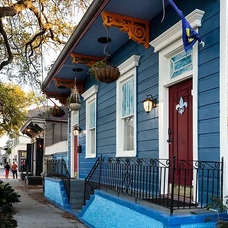 Inn The Blue60 Marigny Inn 3*