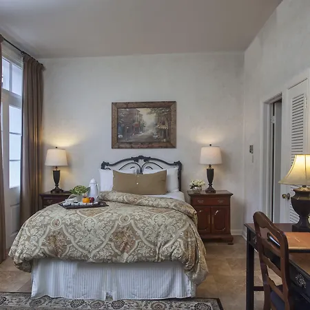 Chateau New Orleans
