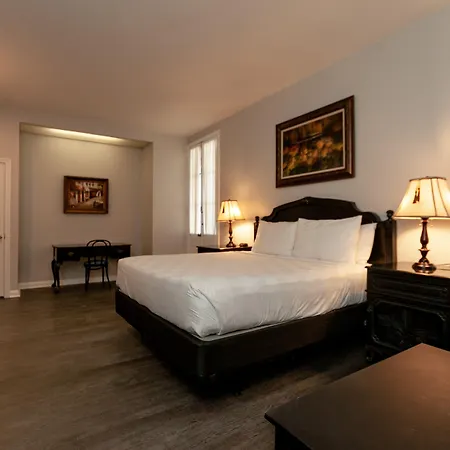 Chateau 3*