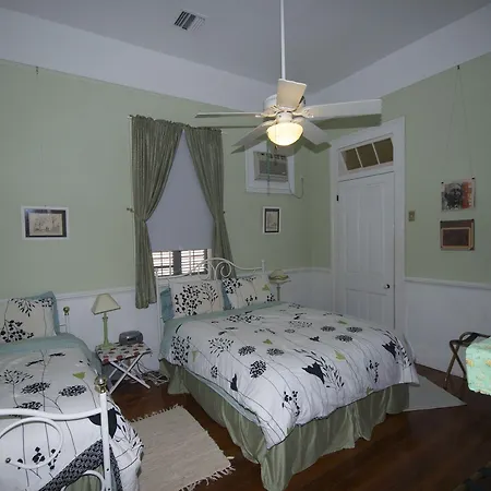 The Burgundy Bed & Breakfast New Orleans