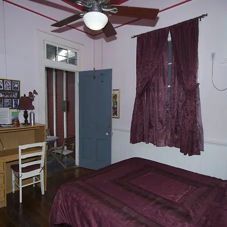 Bed & Breakfast The Burgundy 3*