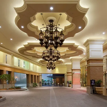 Caesars New Orleans, A Caesars Destination 4*