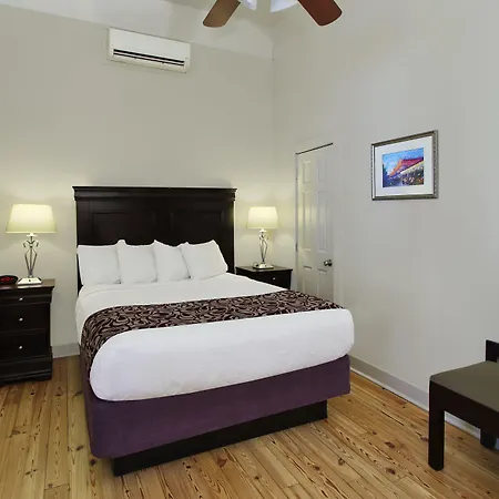 On Ursulines, A French Quarter Inn