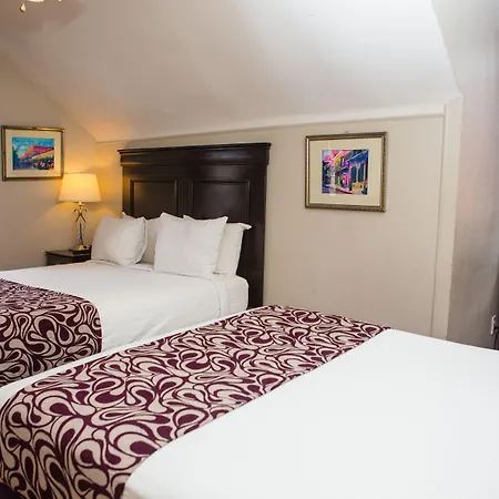 On Ursulines, A French Quarter 3* New Orleans