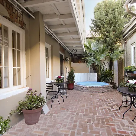 On Ursulines, A French Quarter Inn New Orleans