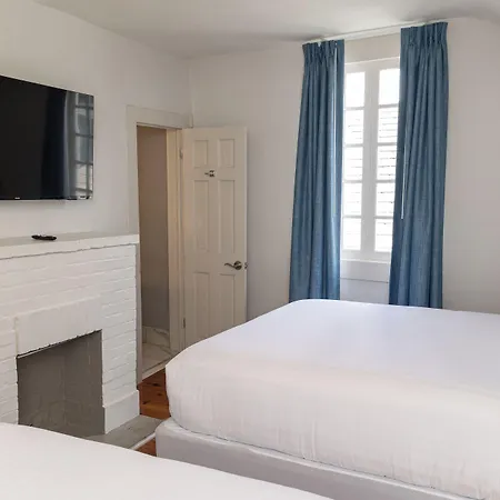 On Ursulines, A French Quarter Inn