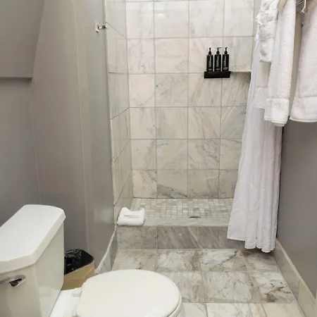 Inn On Ursulines, A French Quarter 3*