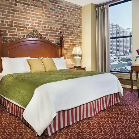 Club Wyndham La Belle Maison Resort New Orleans