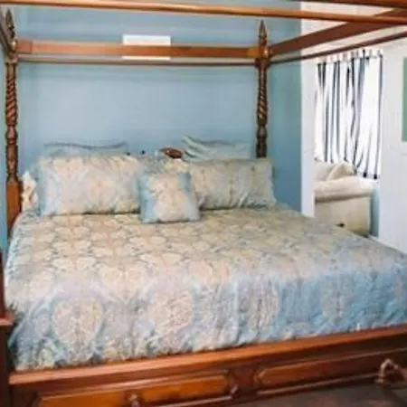 Oakview Bed & Breakfast New Orleans