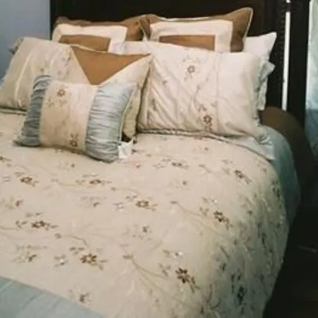 Oakview Bed & Breakfast