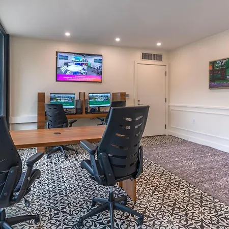 New Orleans-downtown Superdome By Ihg Hotel 4*