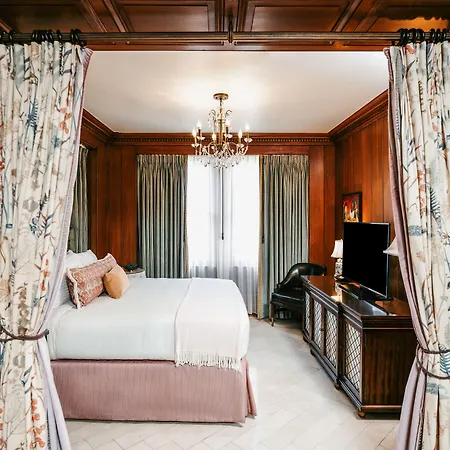 The Pontchartrain 4*