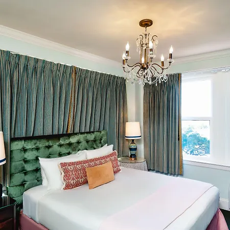 The Pontchartrain 4* New Orleans