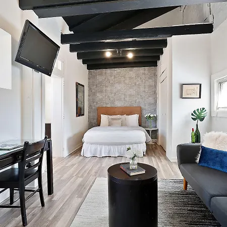 Saint Philip 3* New Orleans