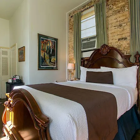 Hotel Lafitte & Bar 3*
