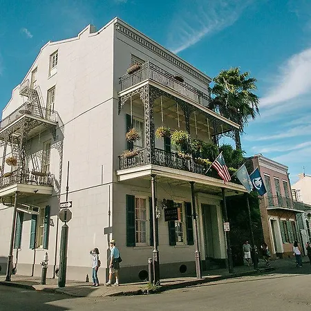 Lafitte & Bar