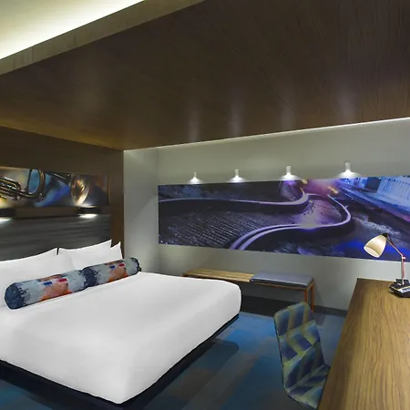 Aloft By Marriott Downtown Hotel 3*