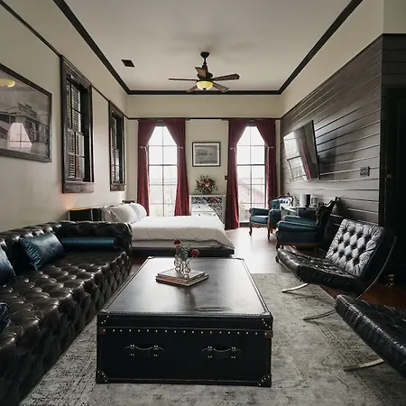 Royal Street Inn & Bar Inn 3*