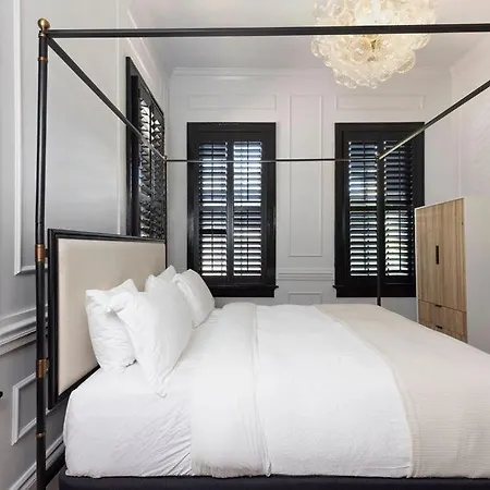 Blackbird Hotel 4*