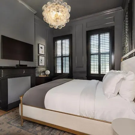 Hotel Blackbird 4*