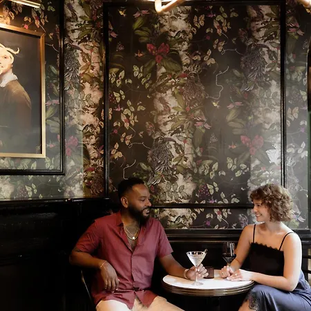 Blackbird Hotel