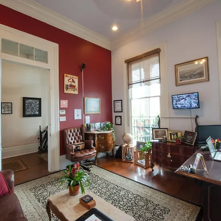 Hostel Auberge Nola