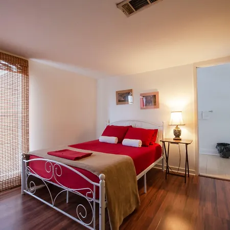 Hostel Hostel Auberge Nola *