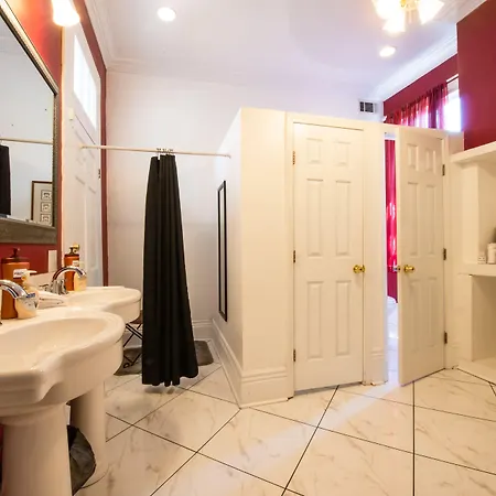 Hostel Hostel Auberge Nola *