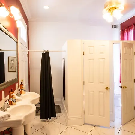 Hostel Hostel Auberge Nola *