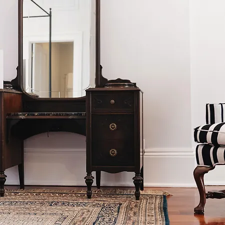 Henry Howard 3* New Orleans